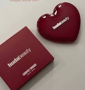 Huda Beauty compact mirror