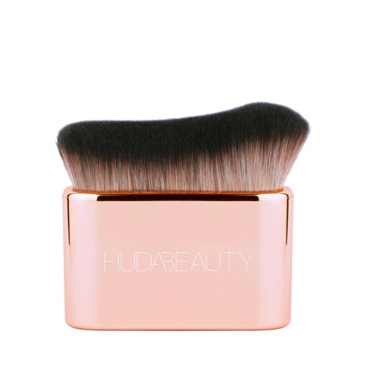 Huda beauty Body Blur & Glow Brush