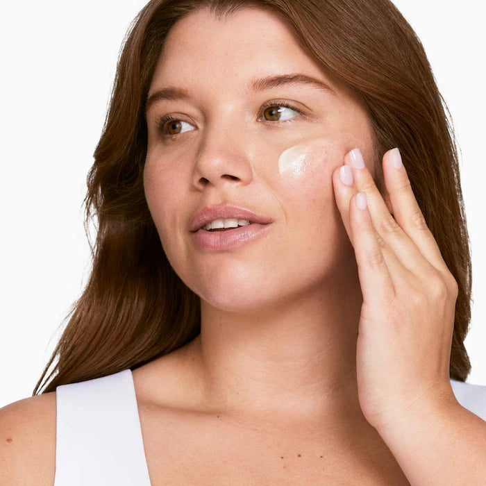 CLINIQUE 
Dramatically Different Moisturizing Lotion+™ for Barrier Repair