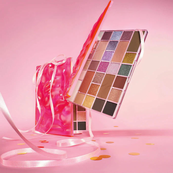 SEPHORA COLLECTION 
The Amazing Eyeshadow Palette