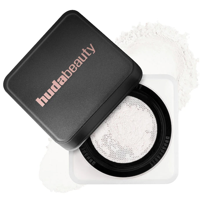 HUDA BEAUTY Easy Bake Loose Baking & Setting Powder