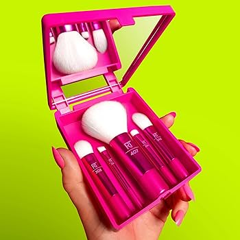 Real Techniques Vivid Escape Glow-To-Go Travel Makeup brush set