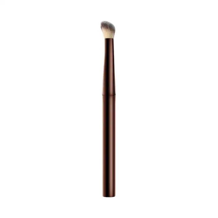Hourglass 
Vanish™ Seamless Finish Concealer Brush