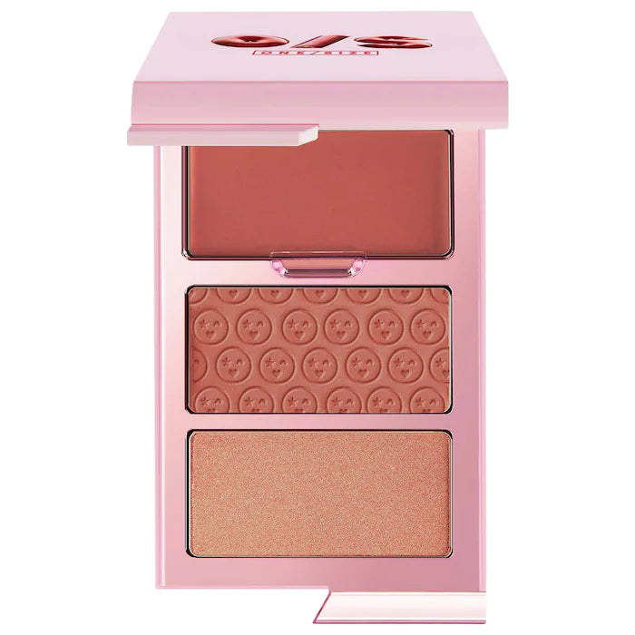 ONE/SIZE by Patrick Starrr
Cheek Clapper 3D Blush Trio Palette